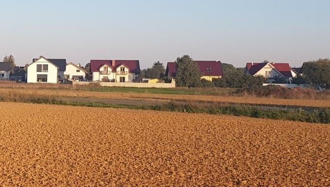 980 m2 pod Poznaniem – tylko domy i super dojazd !