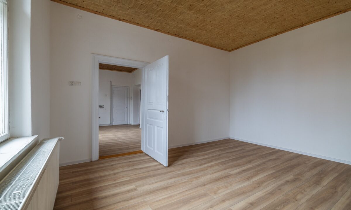 236996_3