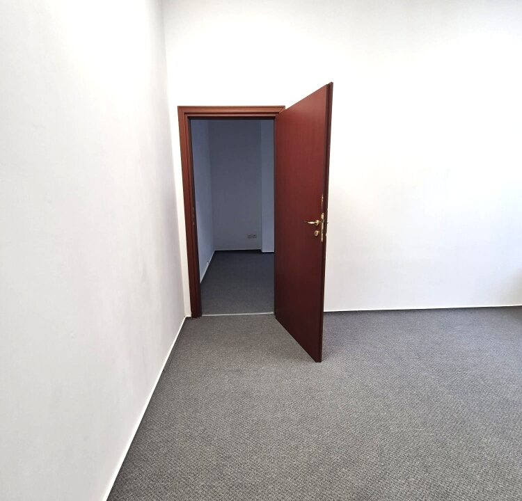 243510_3.jpg