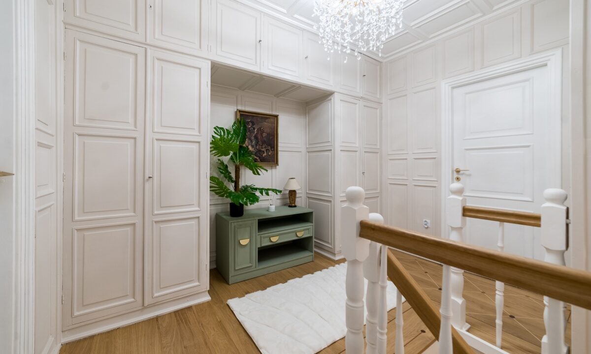 244284_3