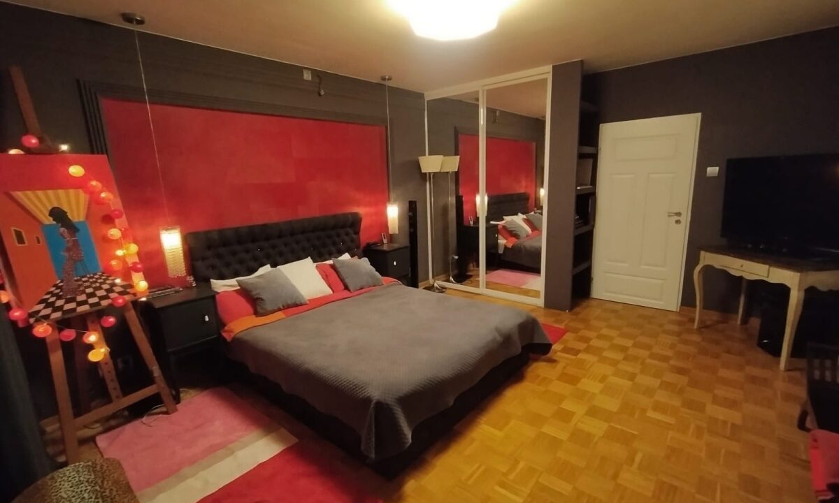 246767_3