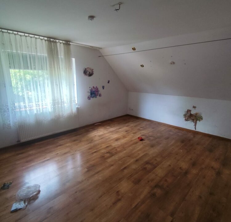 249634_3.jpg