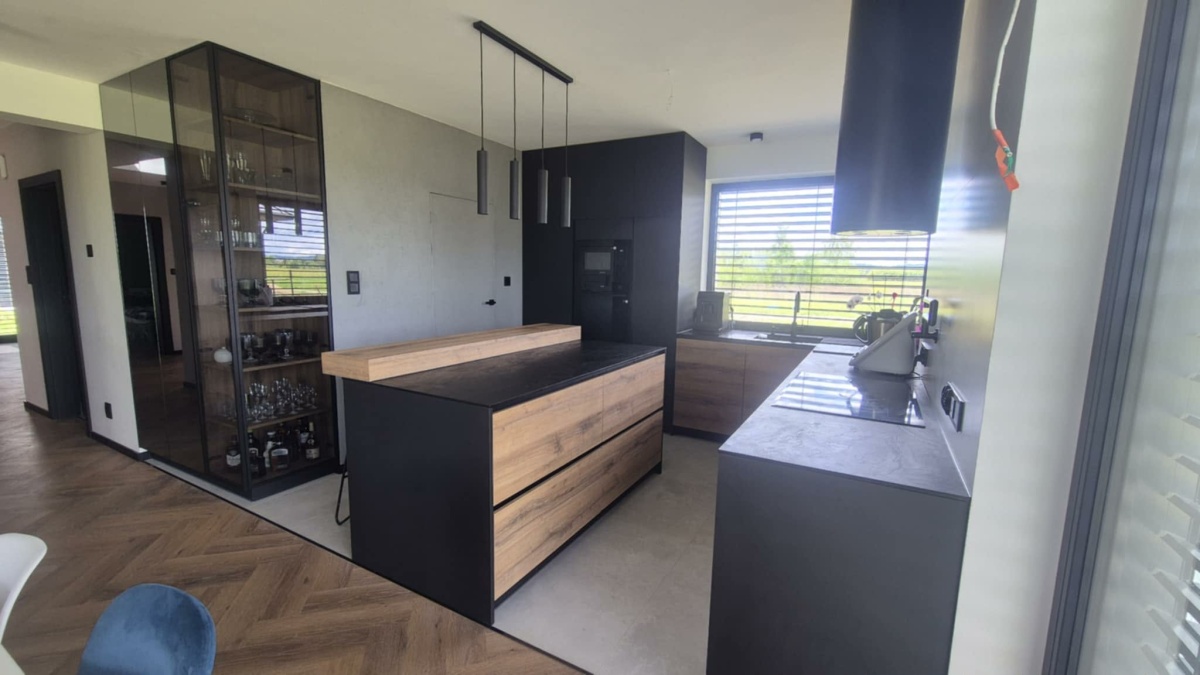 250497_3
