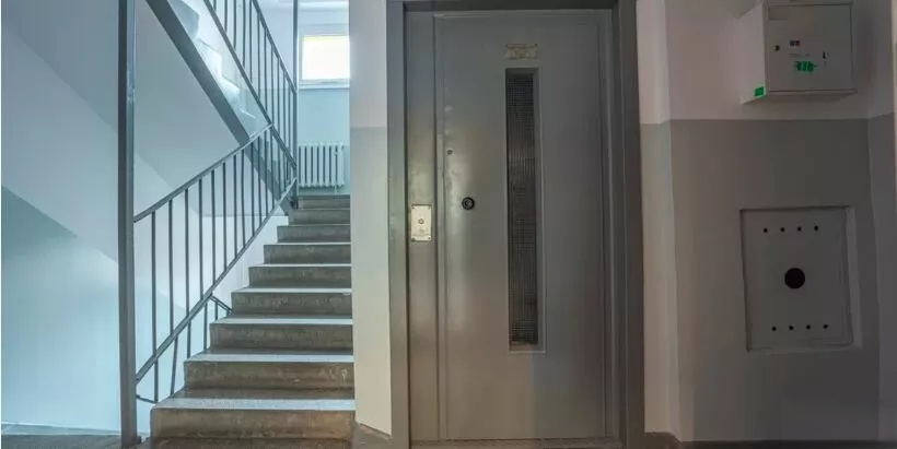 257296_3