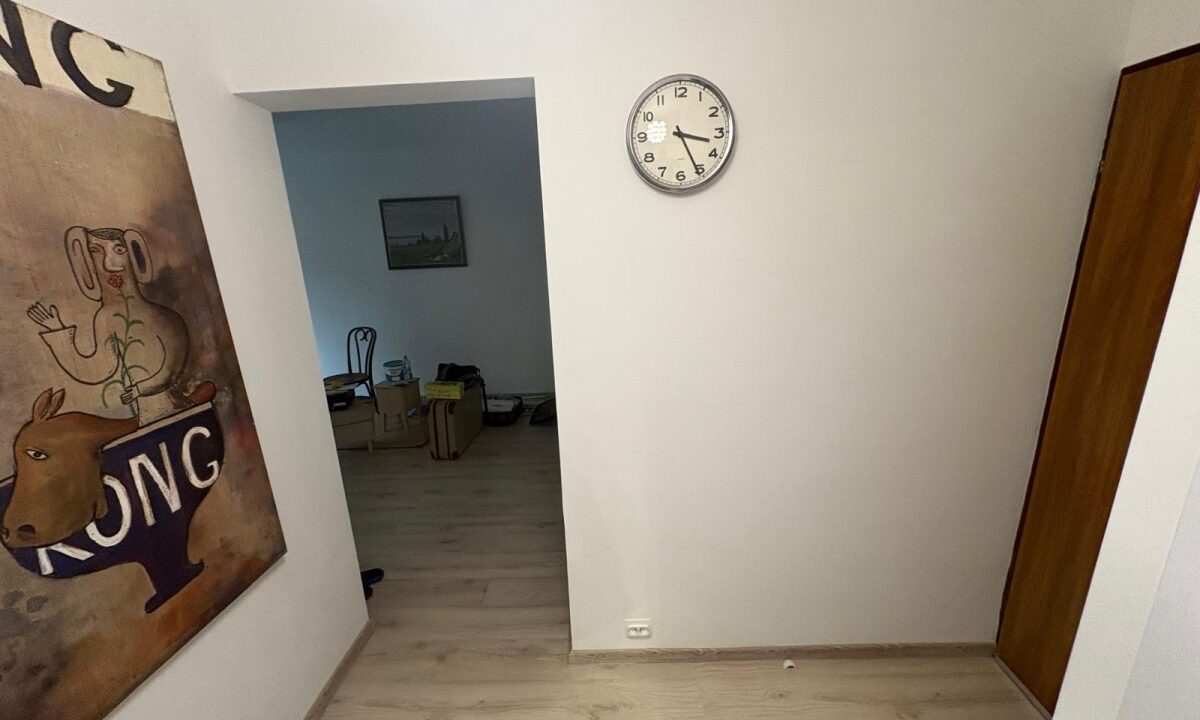 257895_3