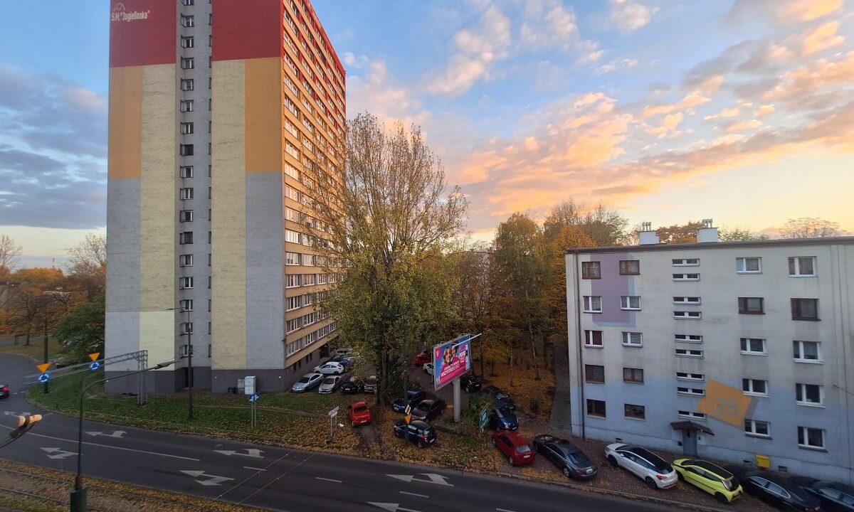 258400_3